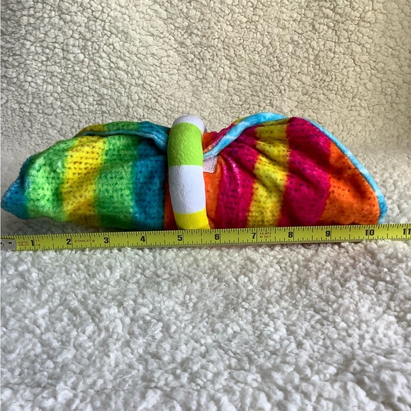 Basic Fun 2022 Cutetitos Islanditos Manateetio Plush w Wrap Stuffed Animal Toy - Picture 6 of 15